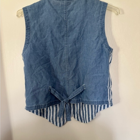 Striped Blue and White Women's Vest Cottage Core White Pearl Buttons 90’s mom - Picture 2 of 5